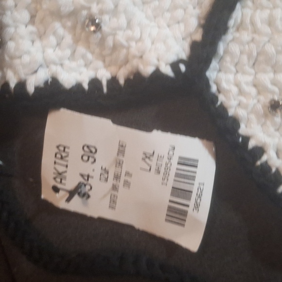 White and Black Crochet Halter Top with Yellow Center - Picture 3 of 7